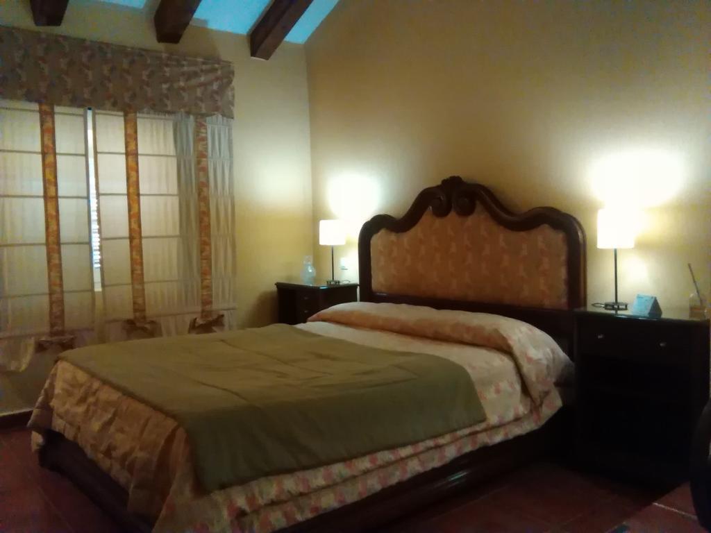 Casa Rural Valdevilano La Roca de la Sierra Extérieur photo